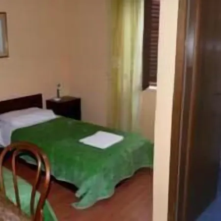 Ξενοδοχείο Micika 3*