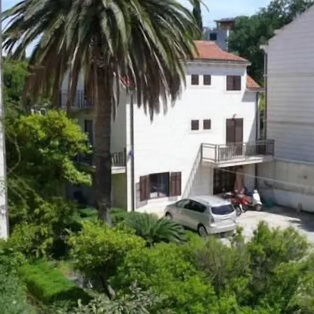 Micika Hotel 3*
