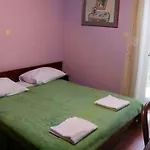 מלון Micika 3*
